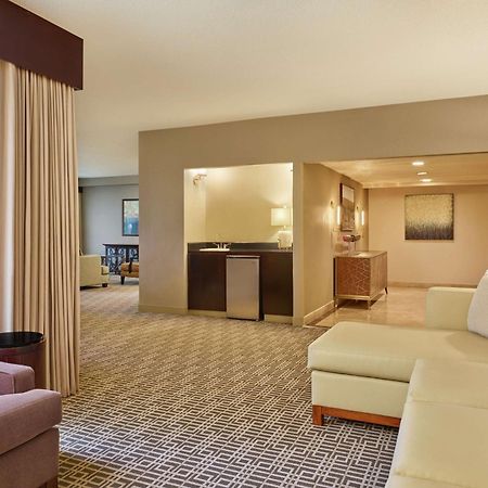 Doubletree By Hilton Houston Intercontinental Airport Hotel Ngoại thất bức ảnh