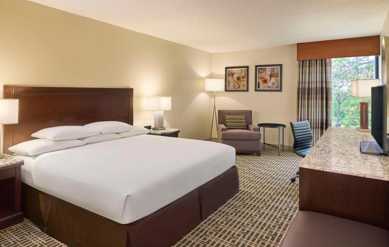 Doubletree By Hilton Houston Intercontinental Airport Hotel Ngoại thất bức ảnh