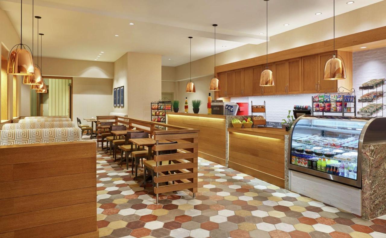 Doubletree By Hilton Houston Intercontinental Airport Hotel Ngoại thất bức ảnh