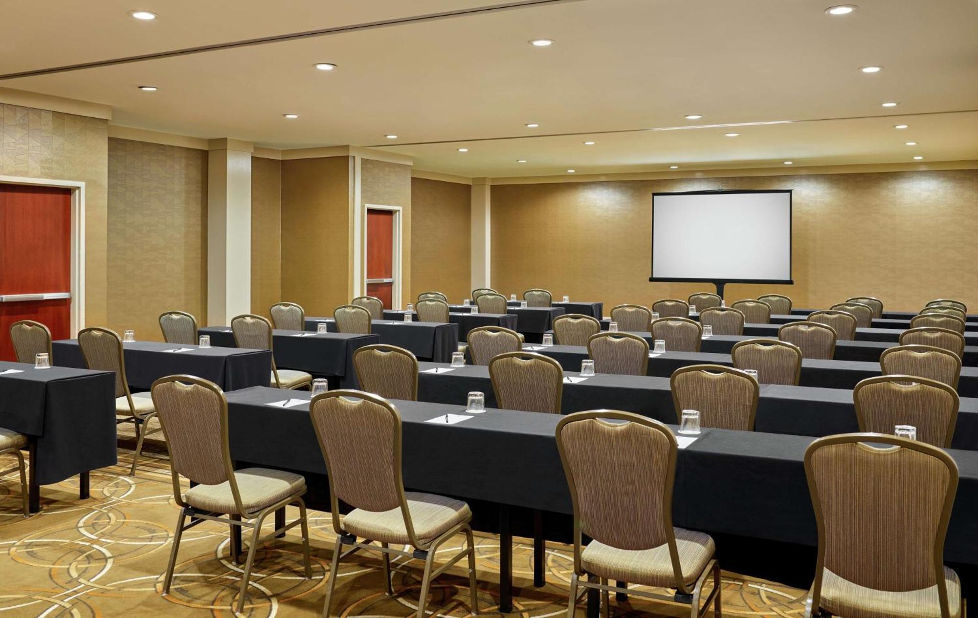 Doubletree By Hilton Houston Intercontinental Airport Hotel Ngoại thất bức ảnh
