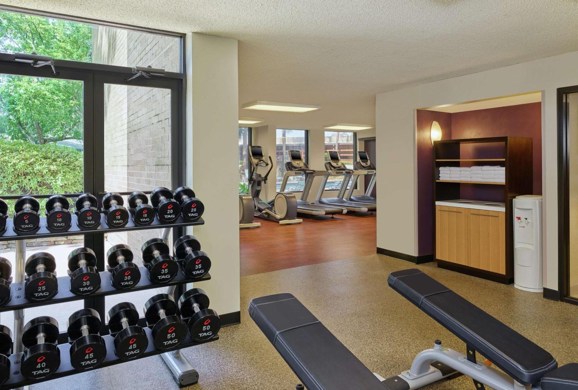 Doubletree By Hilton Houston Intercontinental Airport Hotel Ngoại thất bức ảnh