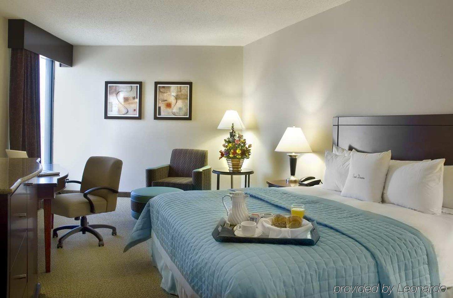 Doubletree By Hilton Houston Intercontinental Airport Hotel Phòng bức ảnh